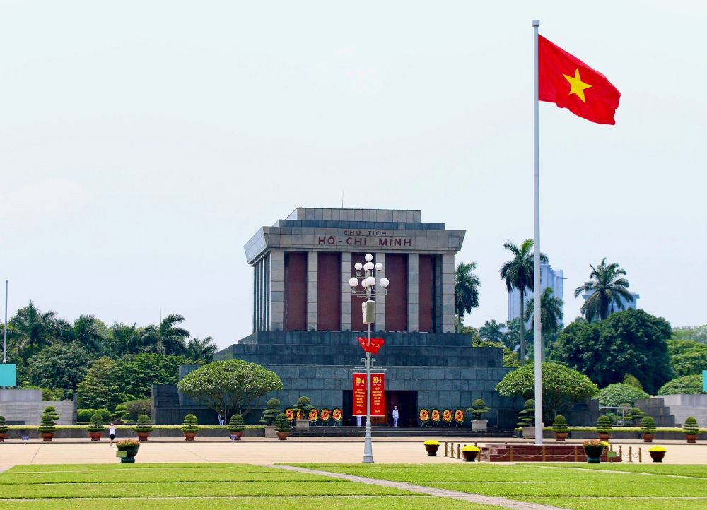 Lăng Bác & Quảng trường Ba Đình
